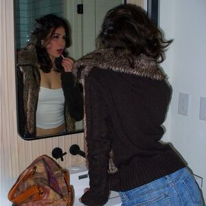 Meet your Posher, Elizabeth